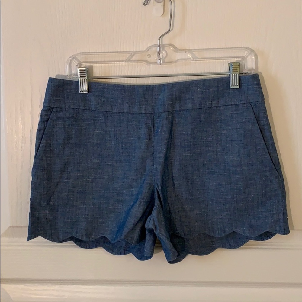 NEW LOFT scallop shorts